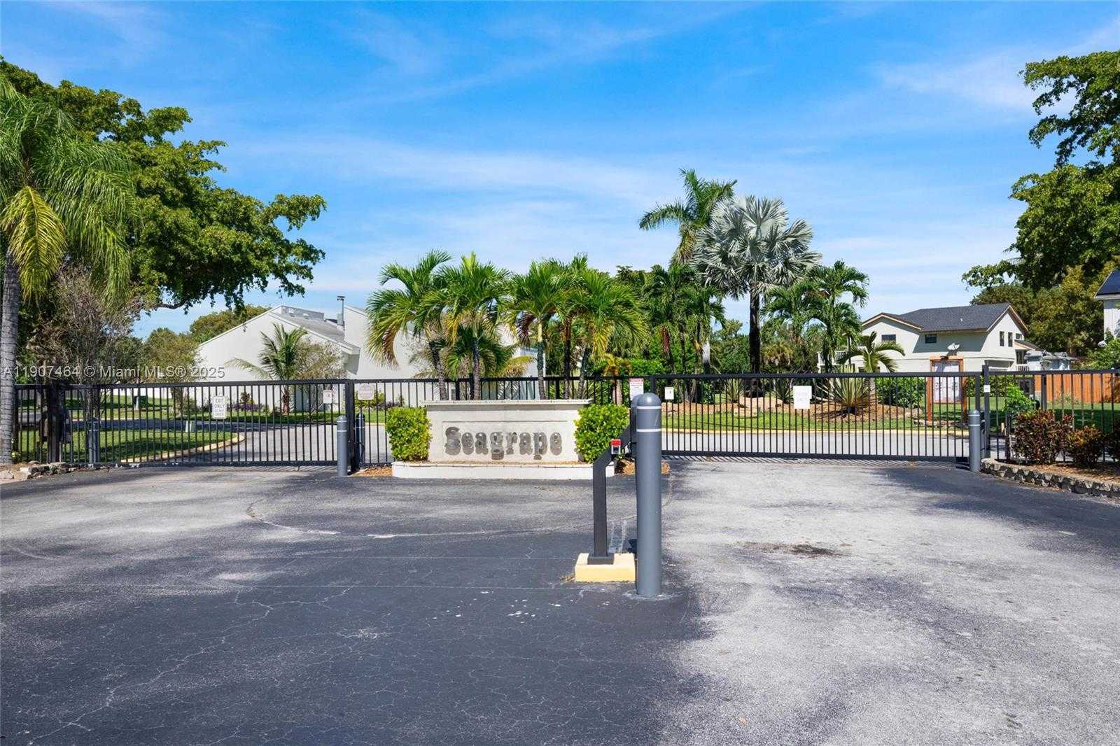 Small Image of 8531 FRANJO RD, Cutler Bay Number 2