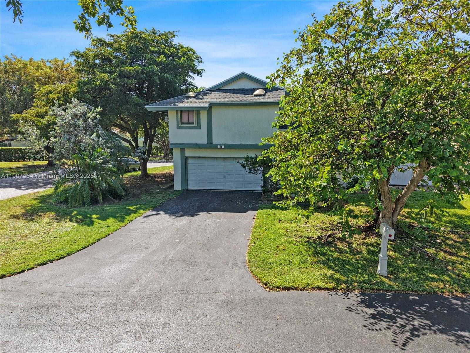 Small Image of 8531 FRANJO RD, Cutler Bay Number 39