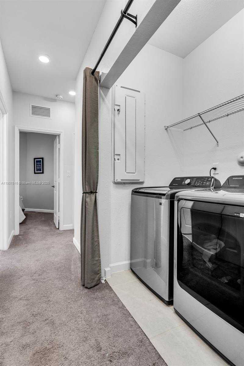 Small Image of 25522 SOUTH WEST 108TH CT, Homestead Number 15