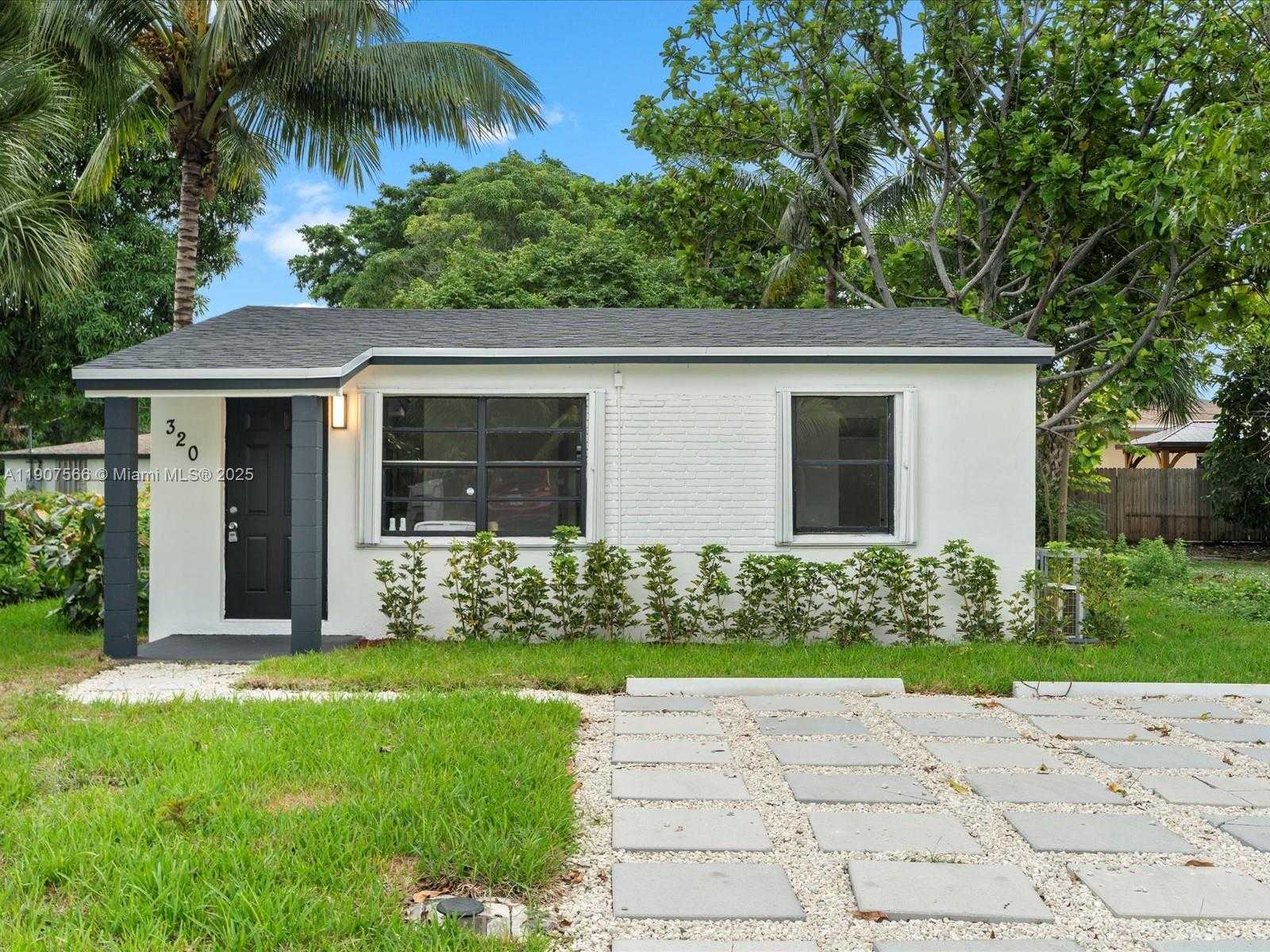 Small Image of 320 NORTH WEST 20TH AVE, Pompano Beach Number 1
