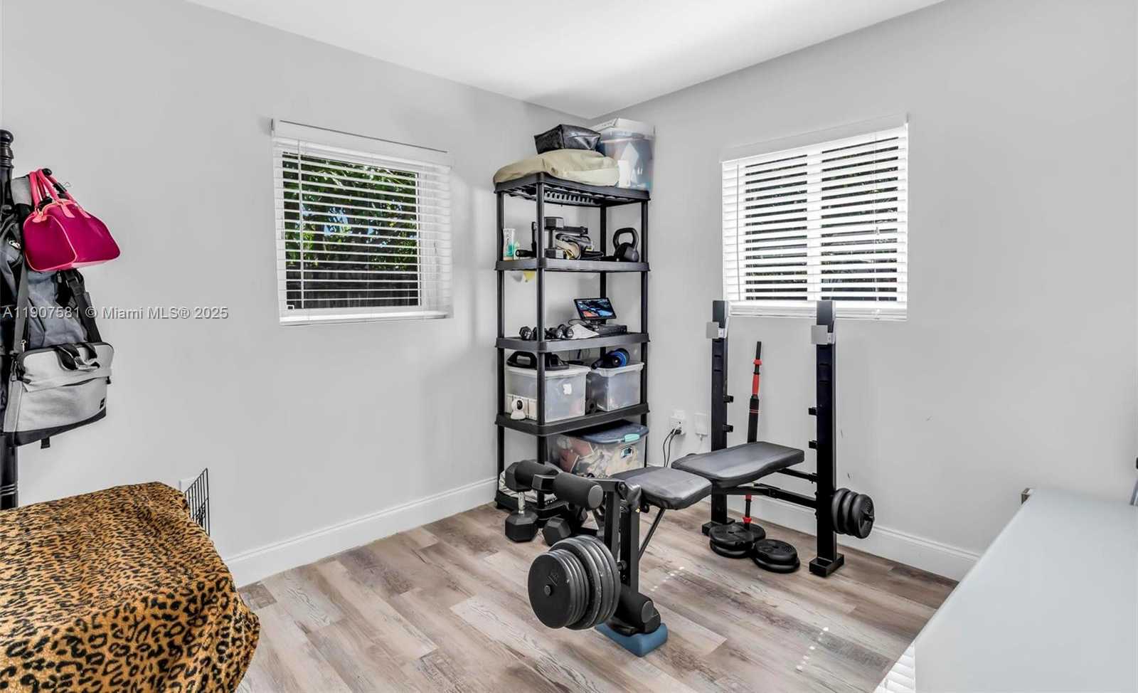 Small Image of 330 NORTH 70TH AVE, Hollywood Number 18