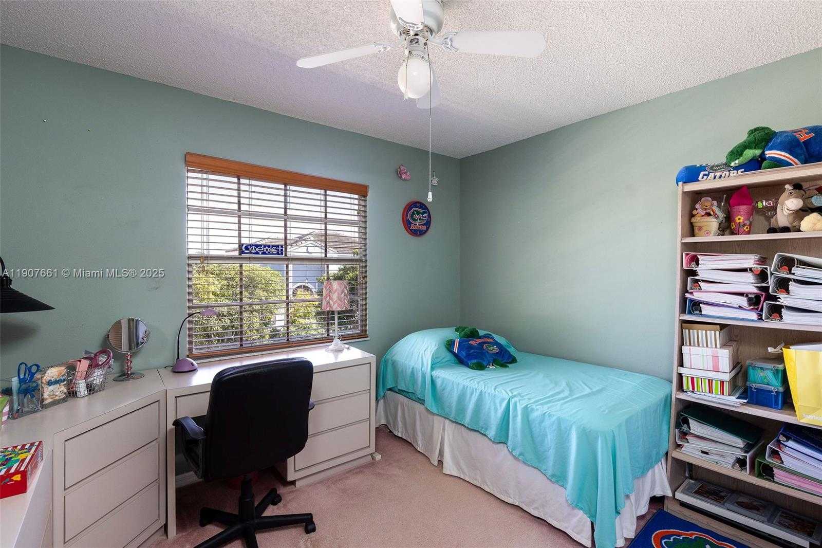 Small Image of 13950 OAK RIDGE DR, Davie Number 19