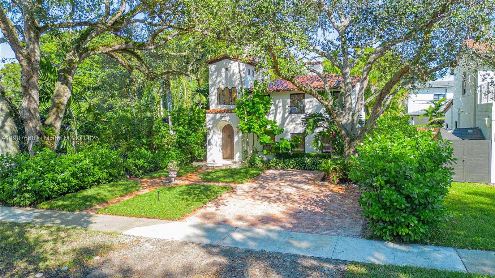 Small Image of Miami Number 1