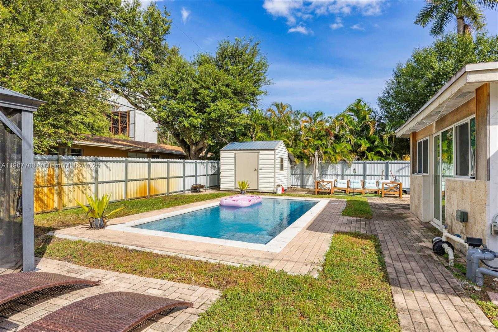 Small Image of 1823 SOUTH WEST 29TH ST, Fort Lauderdale Number 21