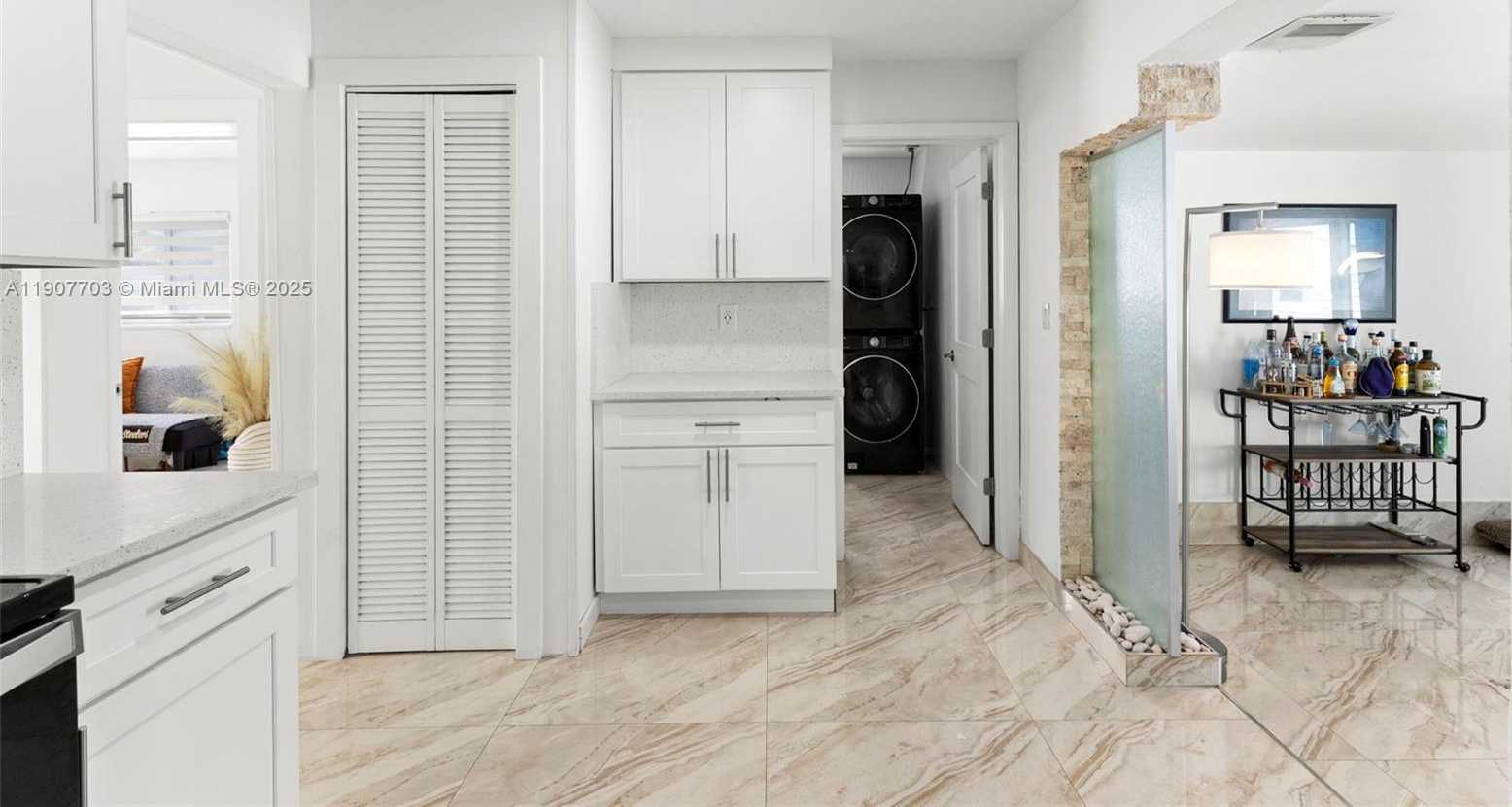 Small Image of 1823 SOUTH WEST 29TH ST, Fort Lauderdale Number 8