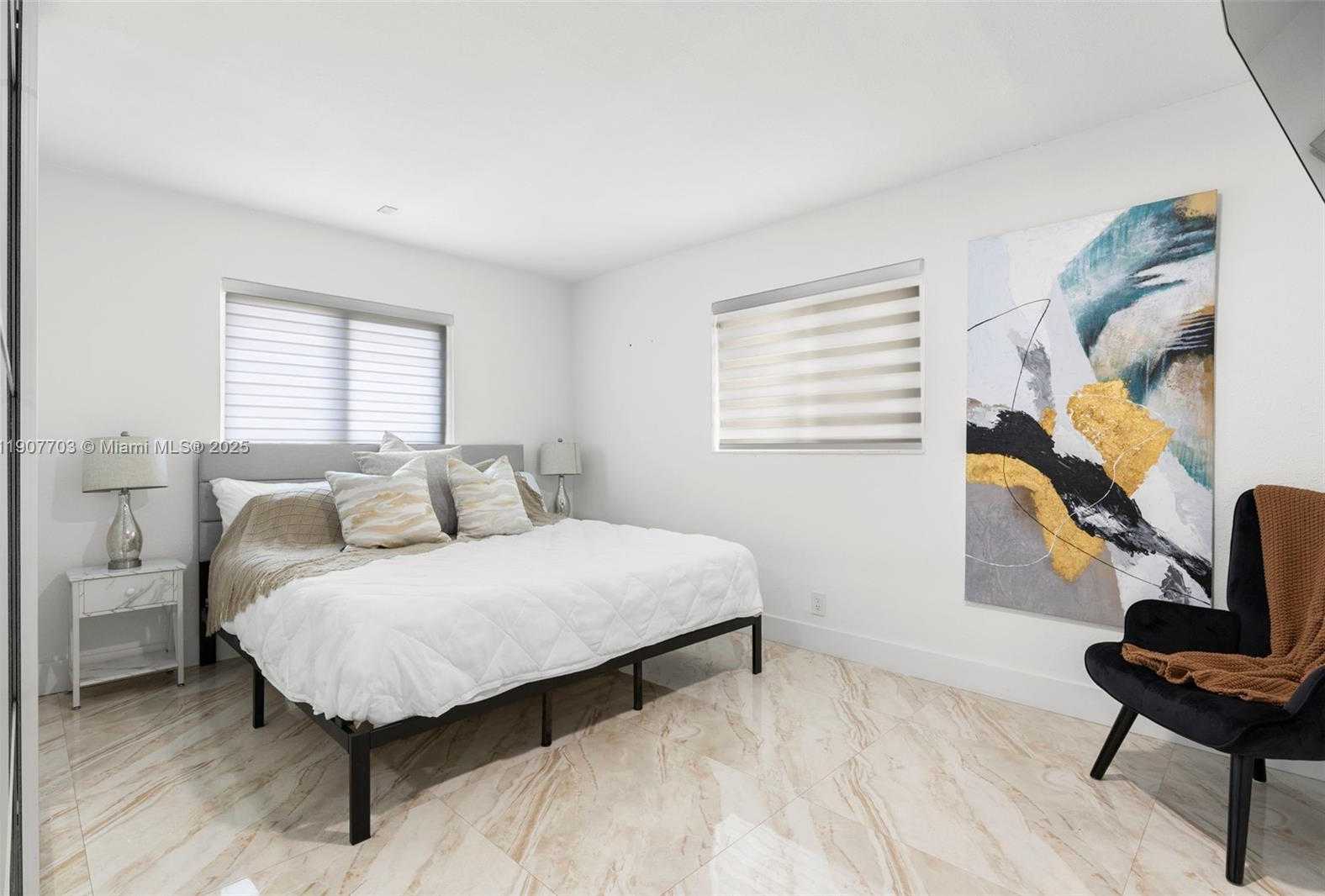 Small Image of 1823 SOUTH WEST 29TH ST, Fort Lauderdale Number 9