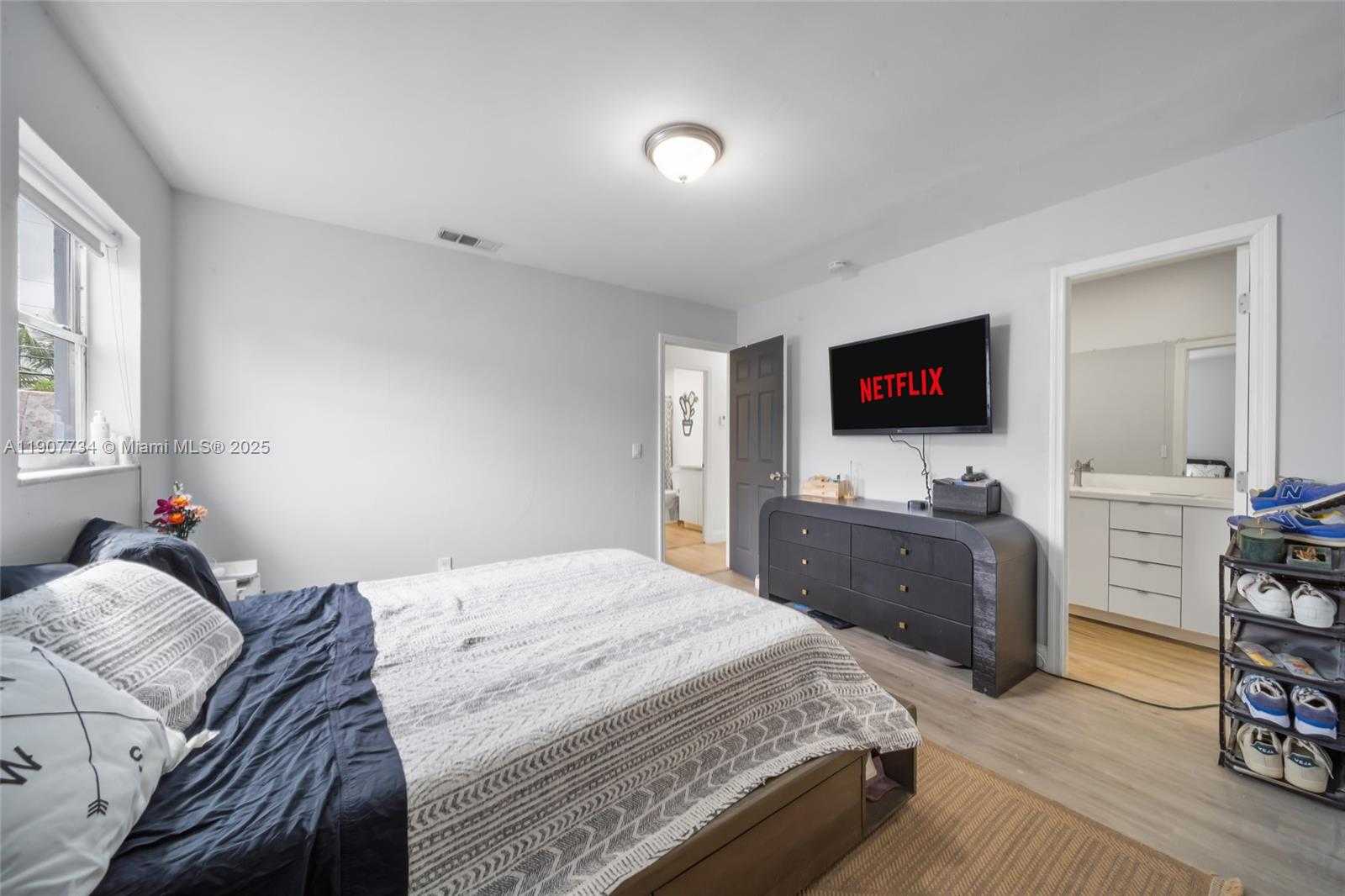 Small Image of 1889 NORTH WEST 6TH AVE, Pompano Beach Number 16