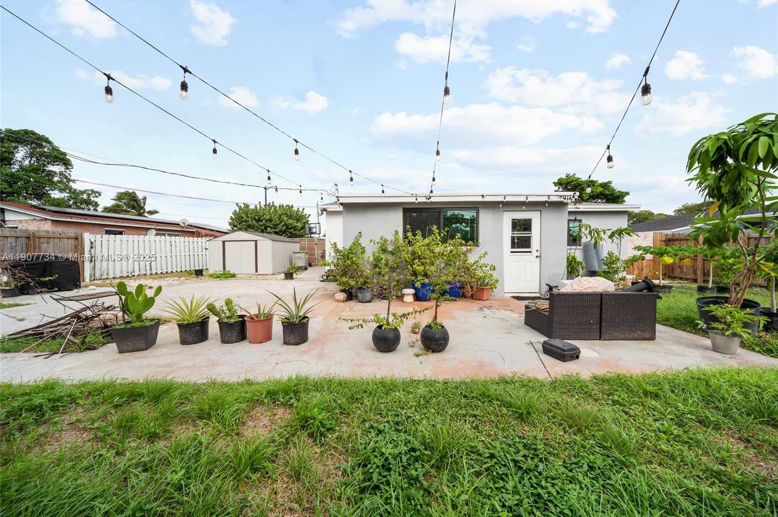 Small Image of 1889 NORTH WEST 6TH AVE, Pompano Beach Number 23