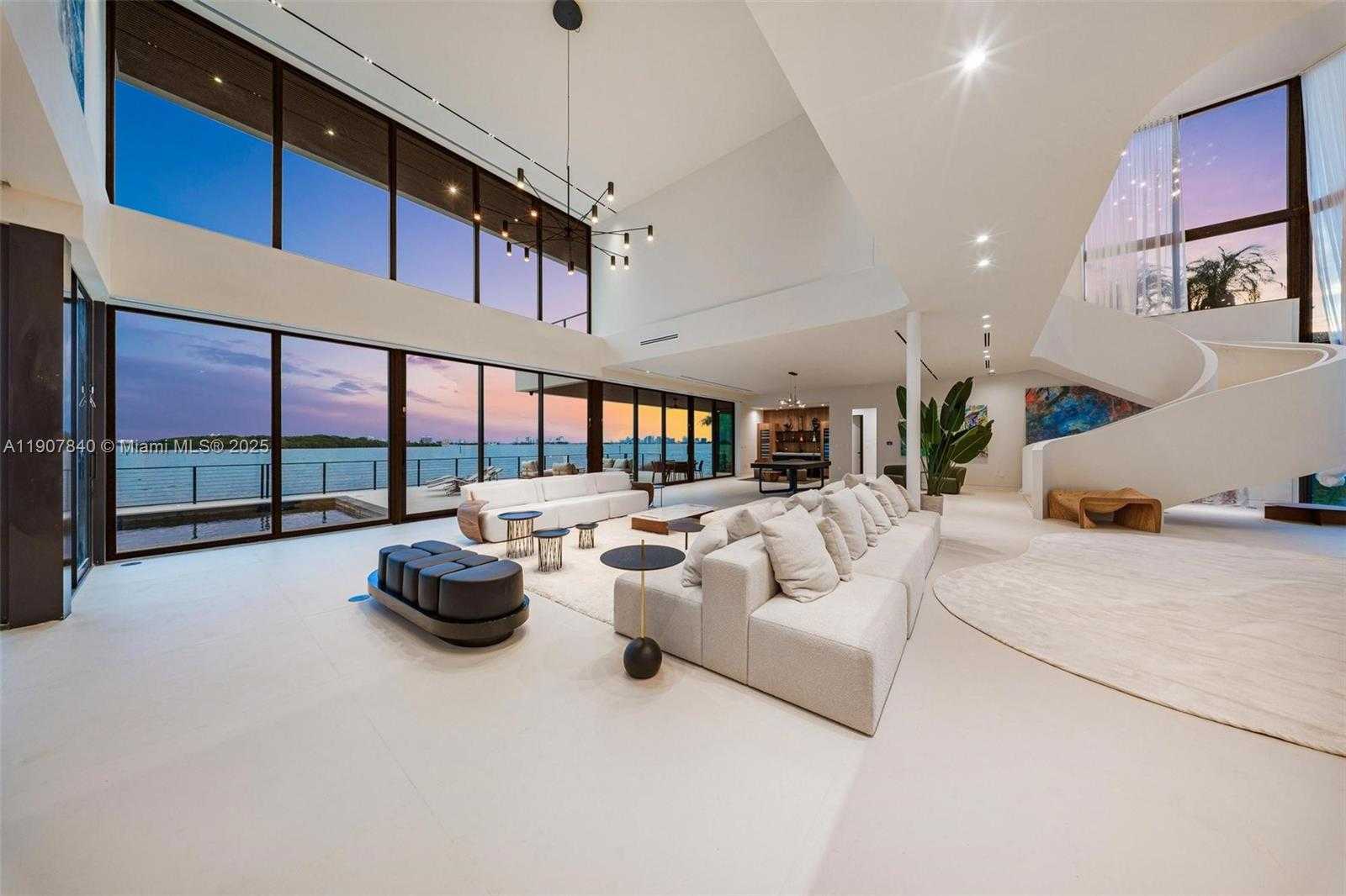 Small Image of 11400 NORTH BAYSHORE DR, North Miami Number 2