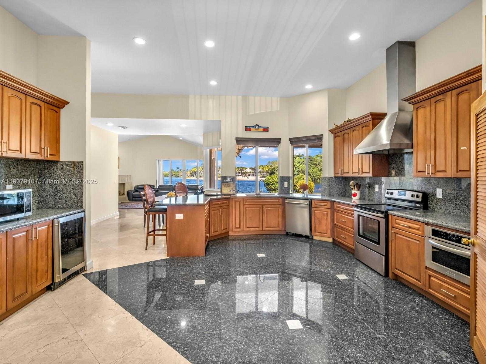 Small Image of 2710 WALKERS WAY, Weston Number 14