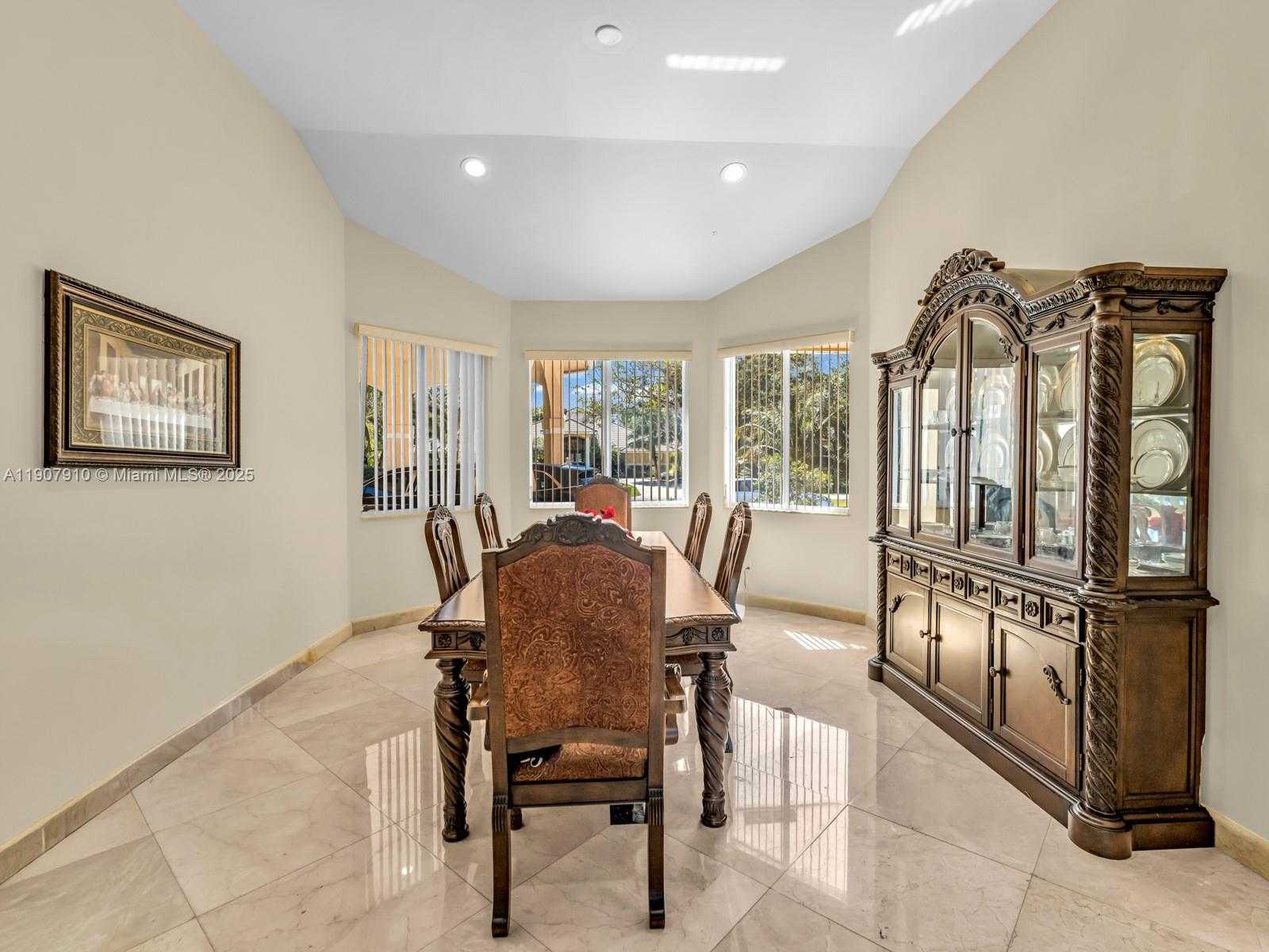 Small Image of 2710 WALKERS WAY, Weston Number 24