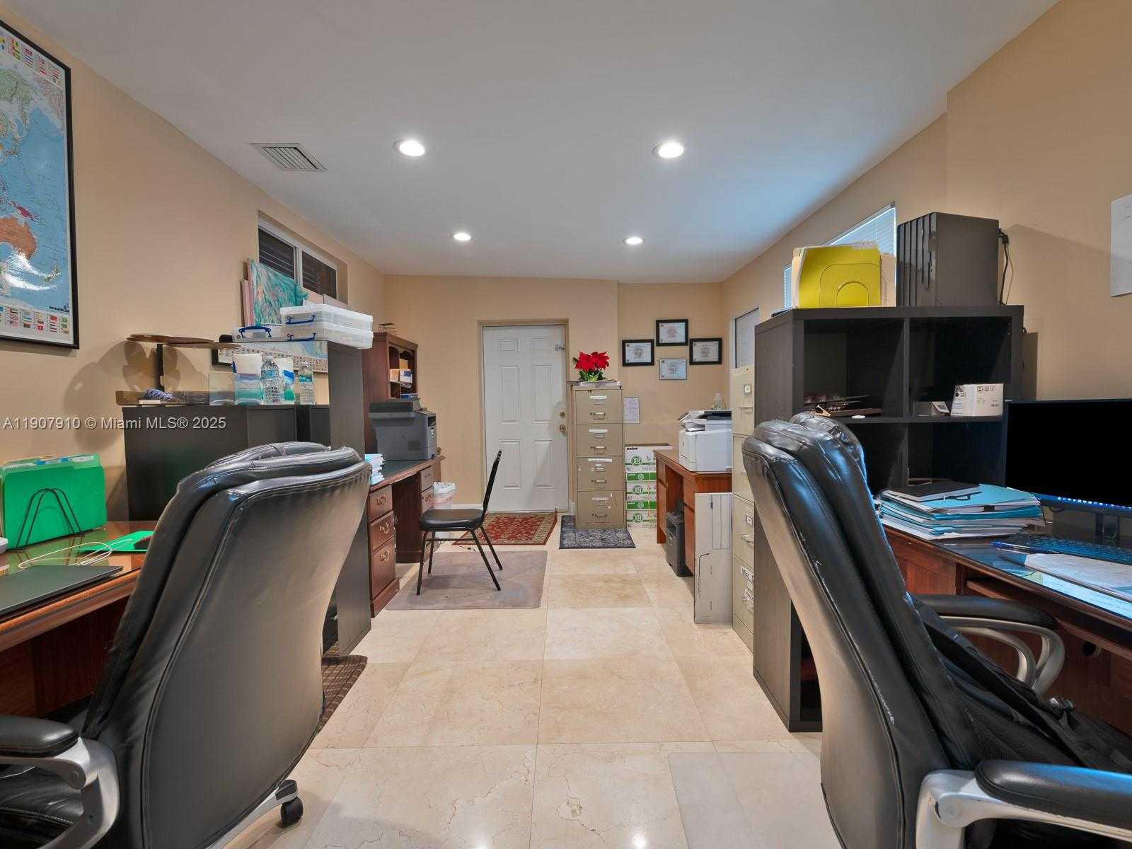 Small Image of 2710 WALKERS WAY, Weston Number 35