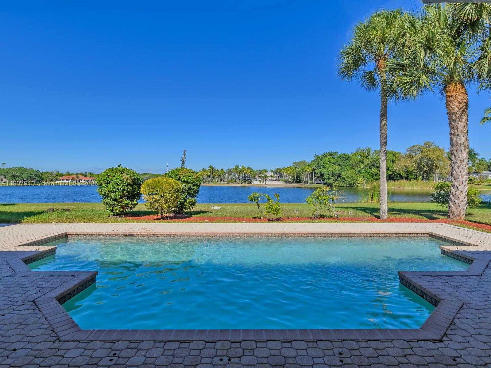 Small Image of 2710 WALKERS WAY, Weston Number 36