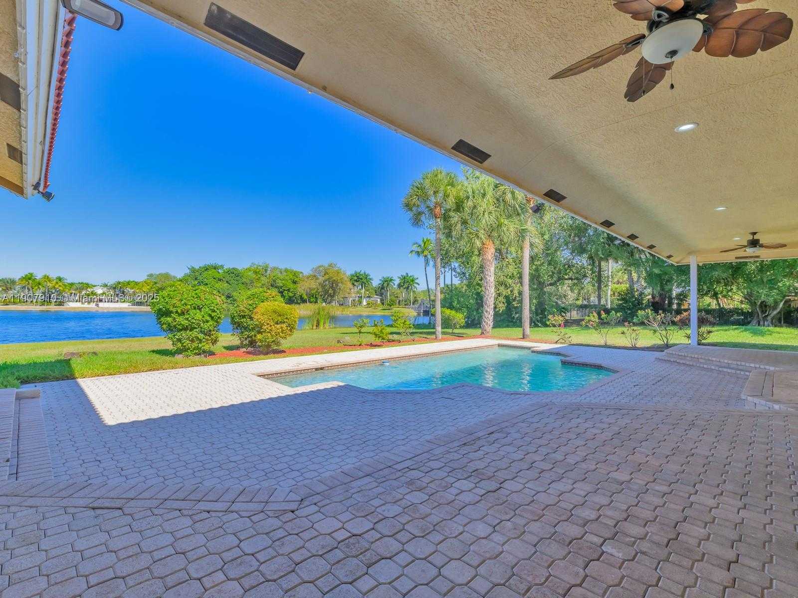 Small Image of 2710 WALKERS WAY, Weston Number 37