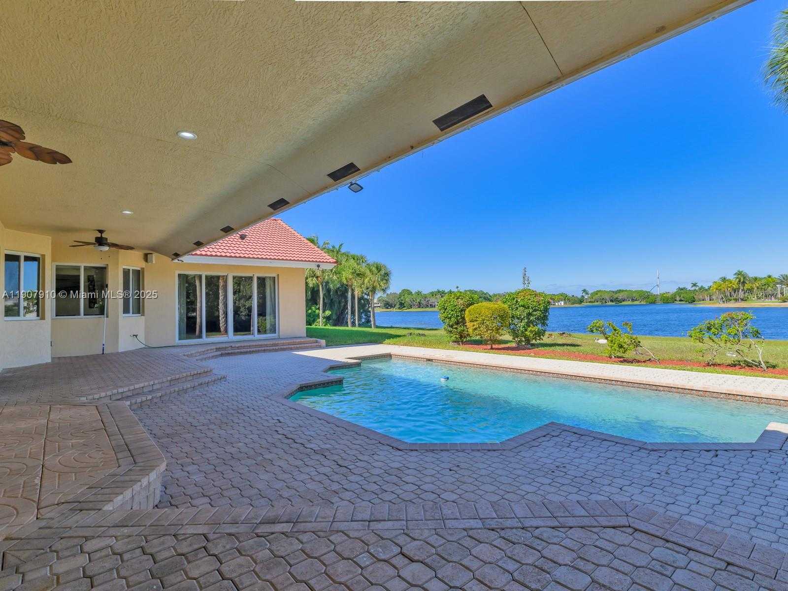 Small Image of 2710 WALKERS WAY, Weston Number 39