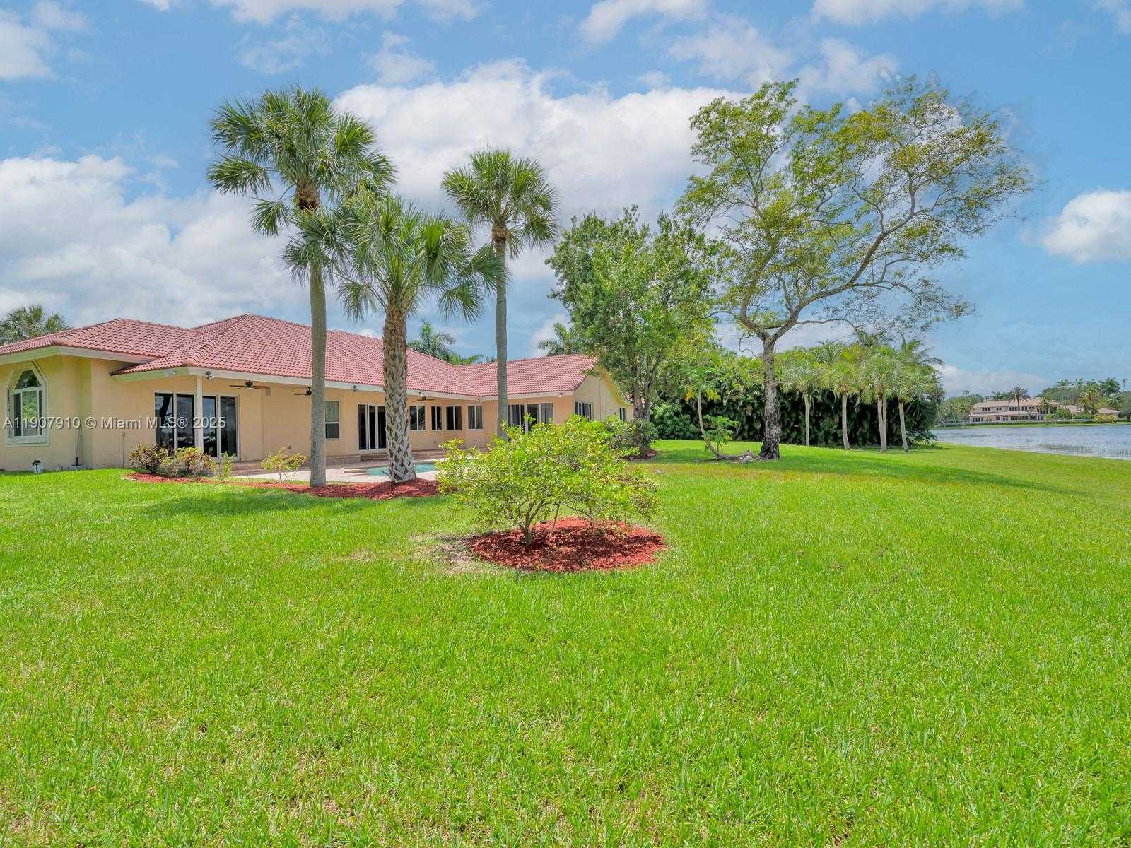 Small Image of 2710 WALKERS WAY, Weston Number 46