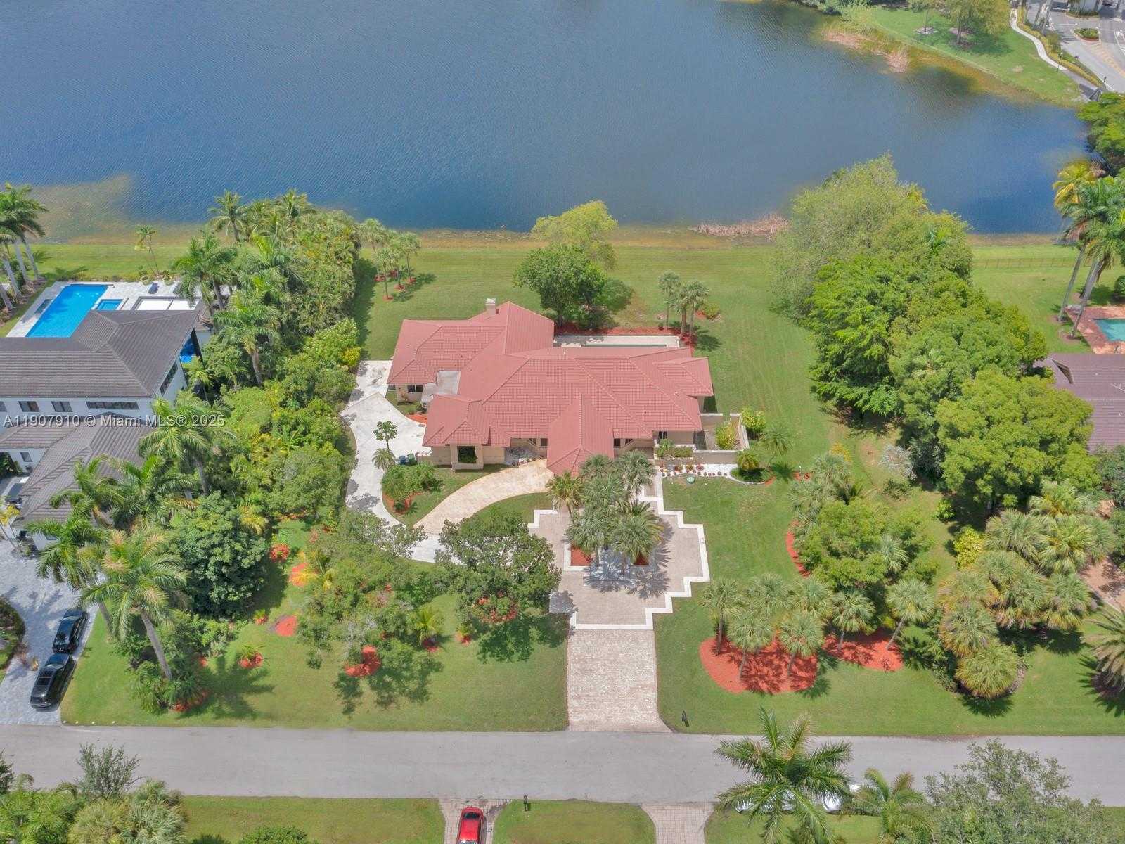 Small Image of 2710 WALKERS WAY, Weston Number 48