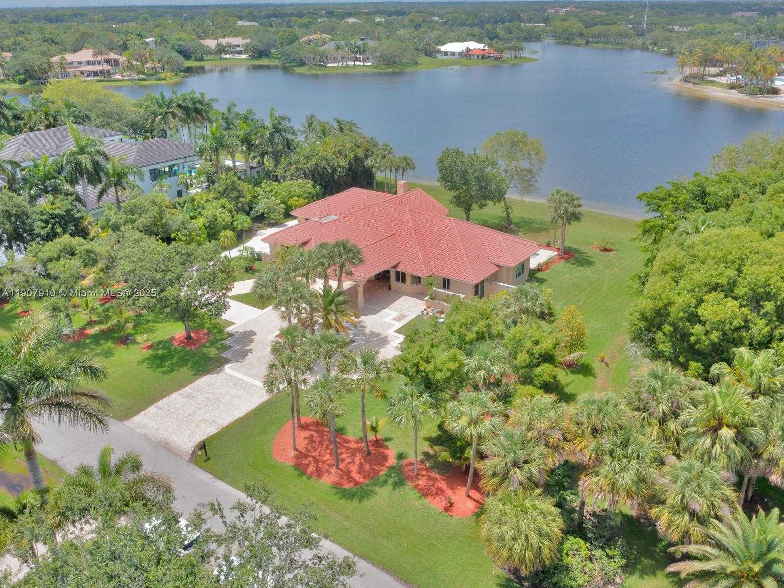 Small Image of 2710 WALKERS WAY, Weston Number 8