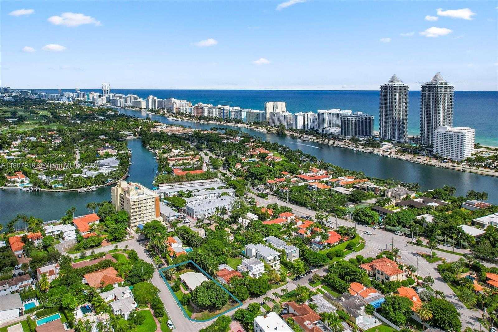 Small Image of 4601 ROYAL PALM AVE, Miami Beach Number 23