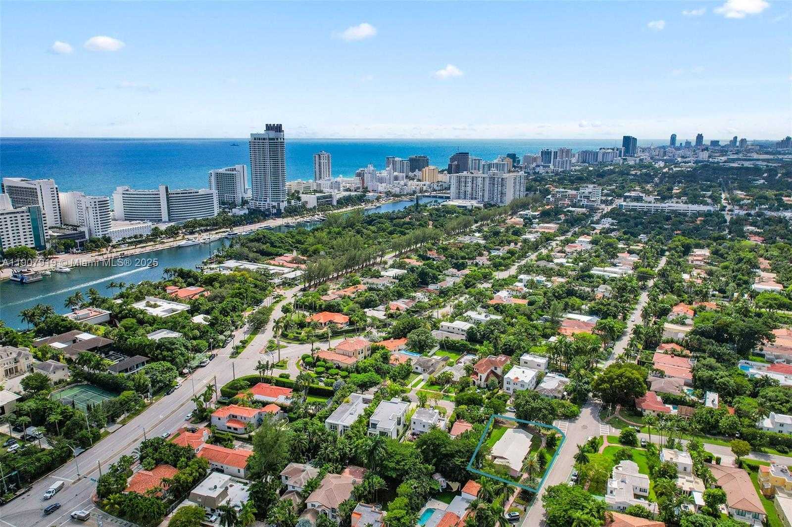 Small Image of 4601 ROYAL PALM AVE, Miami Beach Number 26