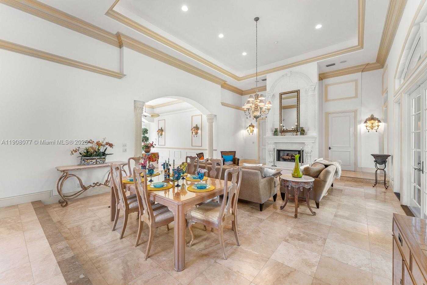 Small Image of 705 OCEAN DR, Juno Beach Number 10