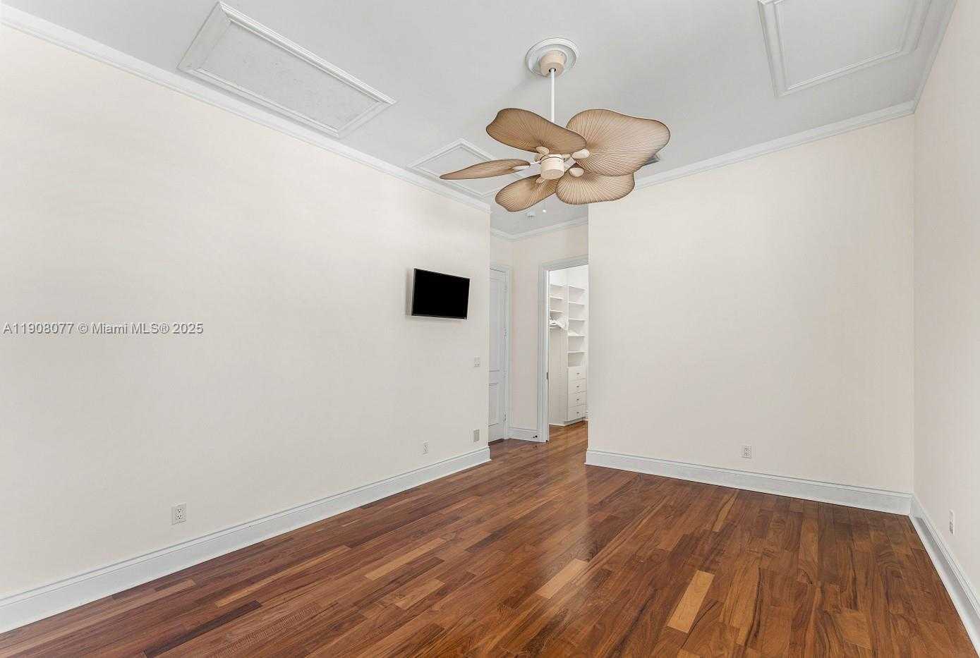 Small Image of 705 OCEAN DR, Juno Beach Number 13