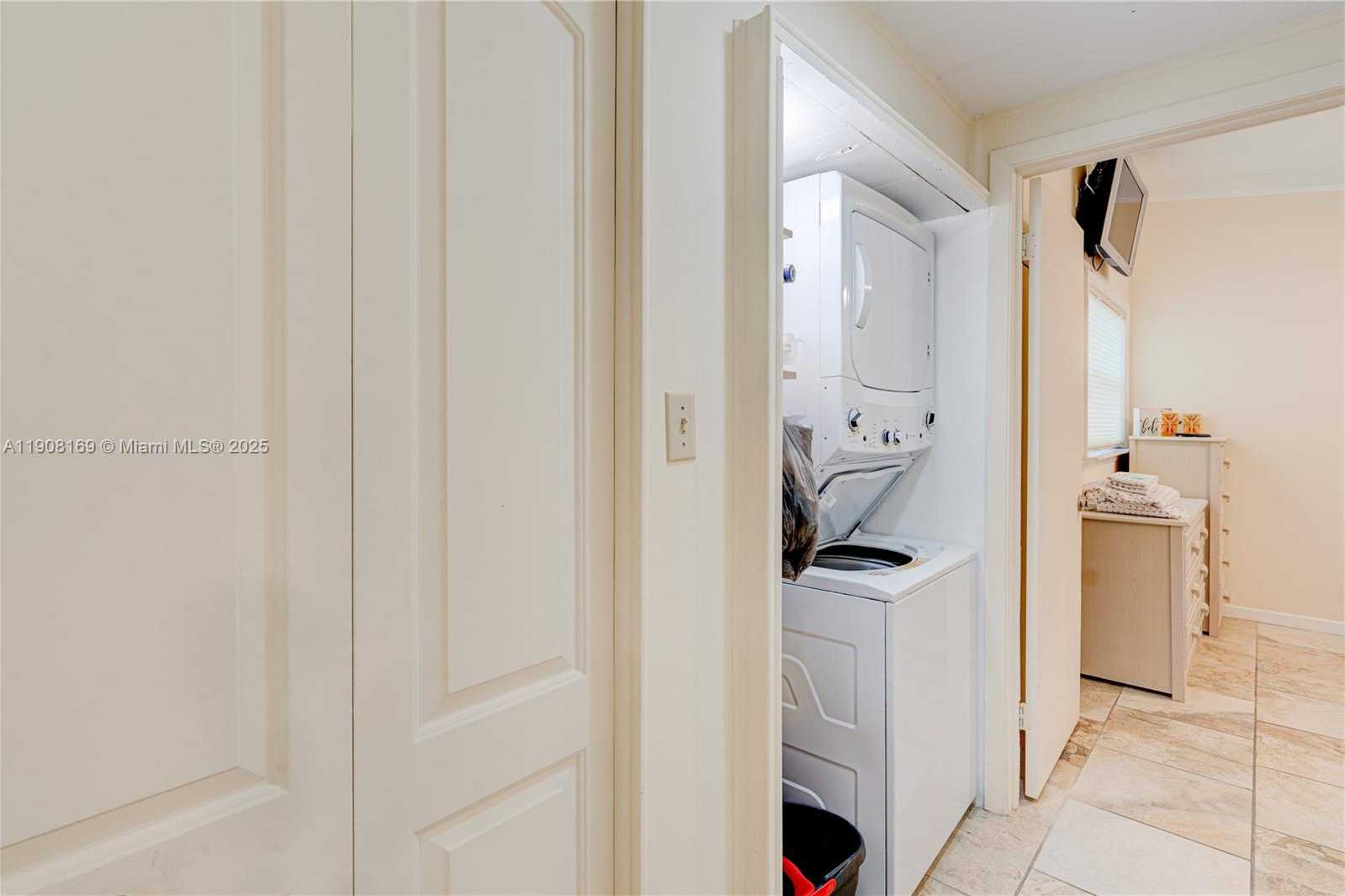 Small Image of 65821 OVERSEAS HWY #75, Long Key Number 36