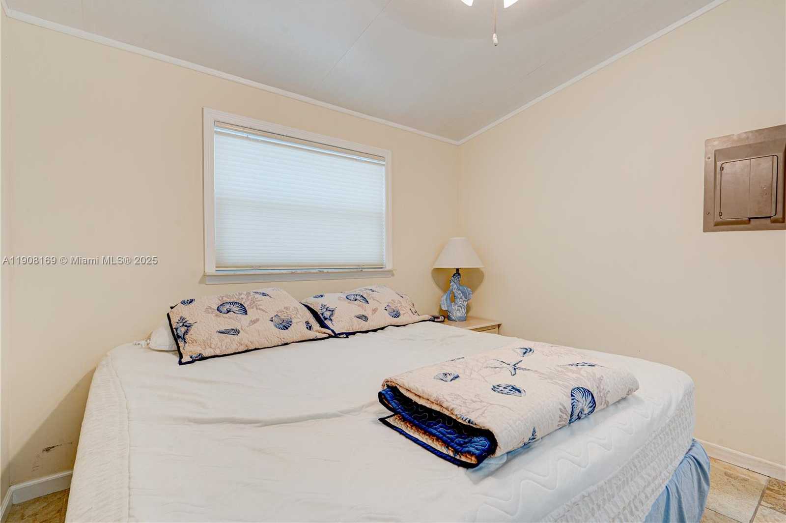 Small Image of 65821 OVERSEAS HWY #75, Long Key Number 37