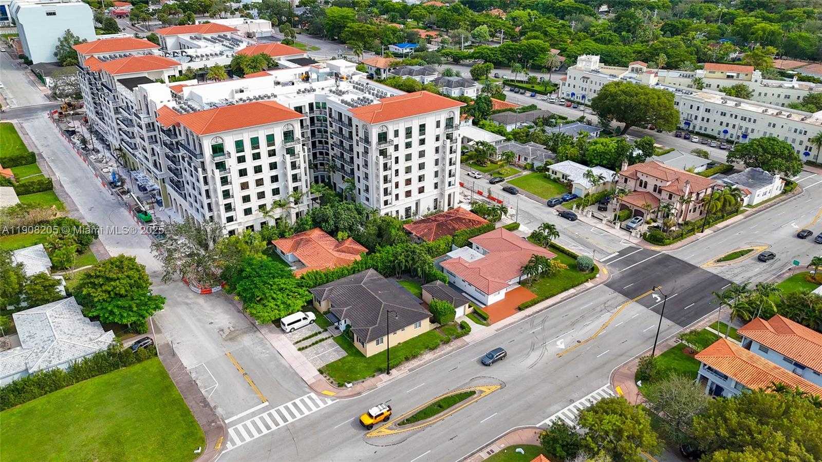 Small Image of 345 MALAGA AVE, Coral Gables Number 1