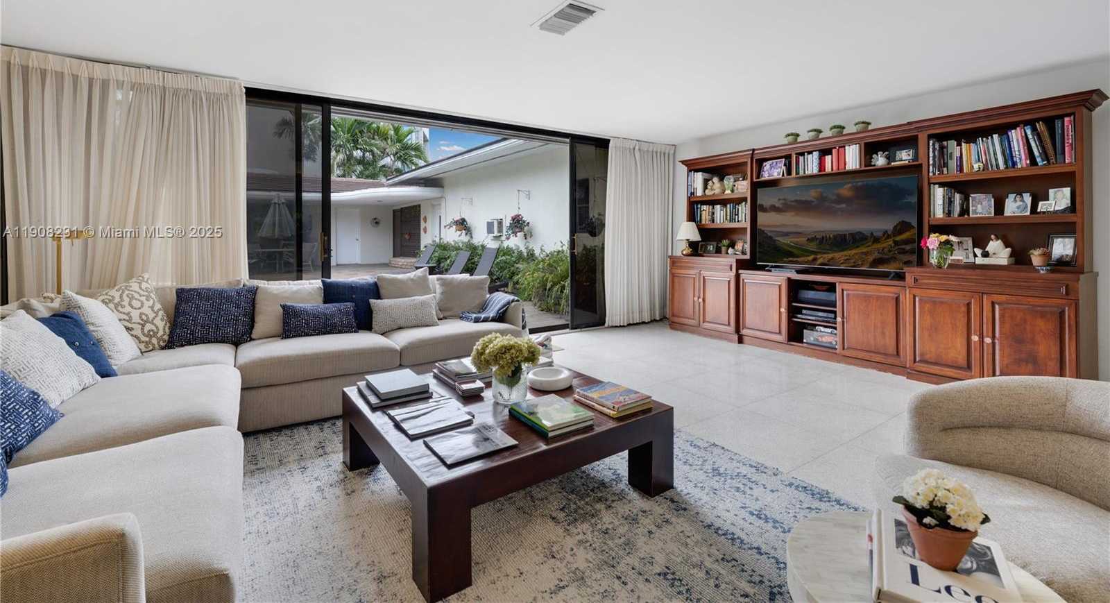 Small Image of 145 HARBOUR WAY, Bal Harbour Number 14