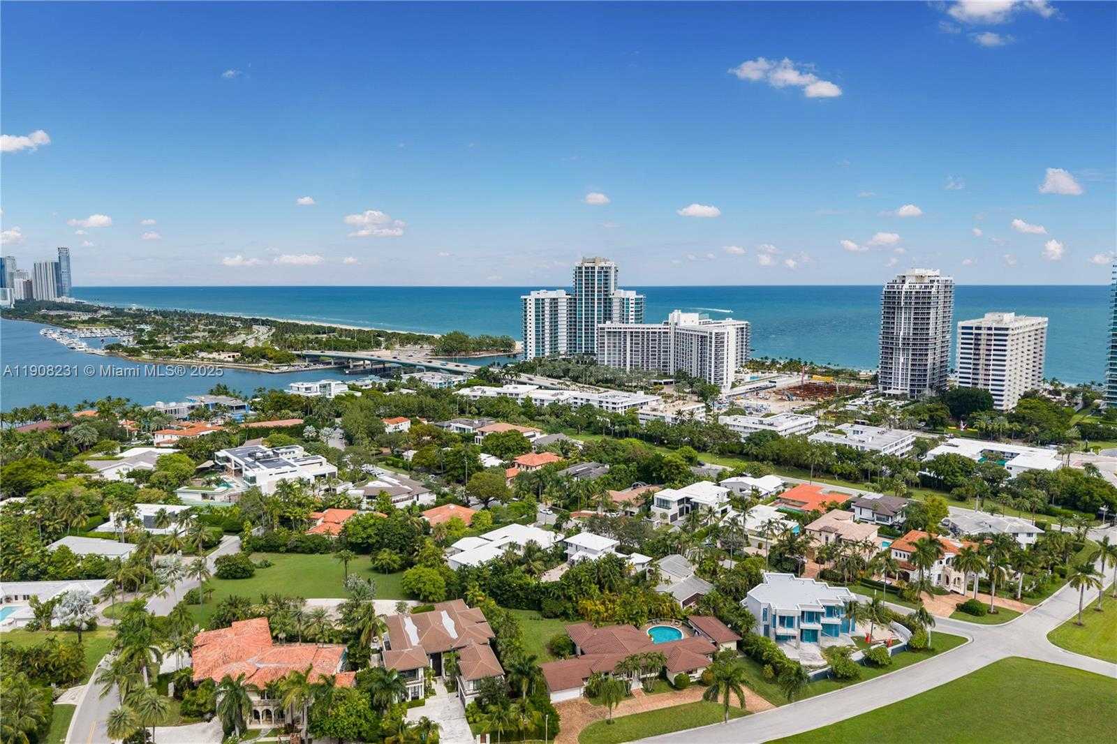 Small Image of 145 HARBOUR WAY, Bal Harbour Number 3