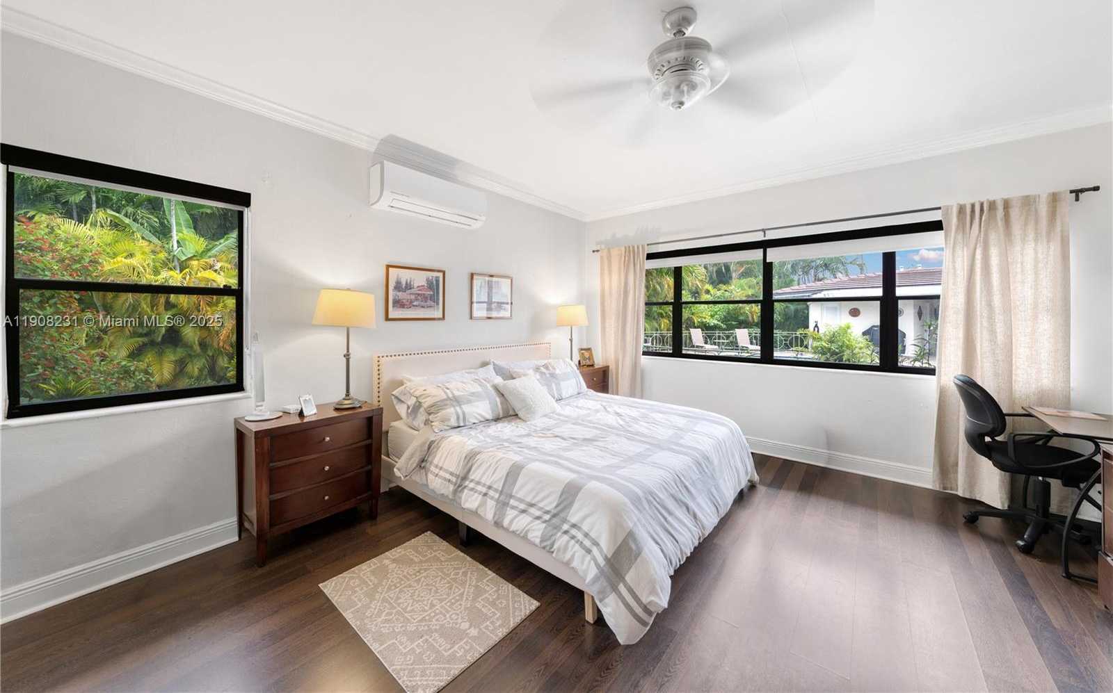 Small Image of 145 HARBOUR WAY, Bal Harbour Number 32