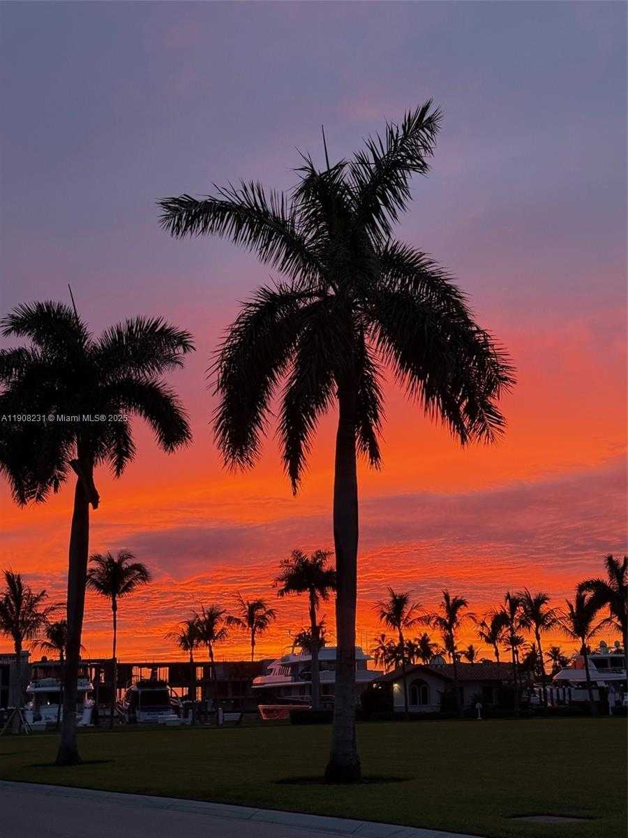 Small Image of 145 HARBOUR WAY, Bal Harbour Number 40