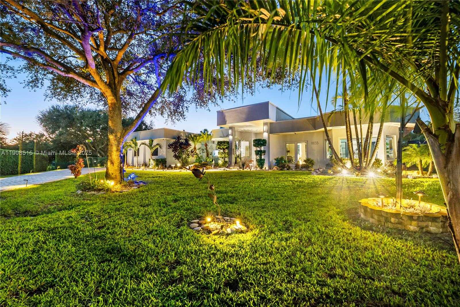 Small Image of 11135 SOUTH WEST 57TH CT, Cooper City Number 1