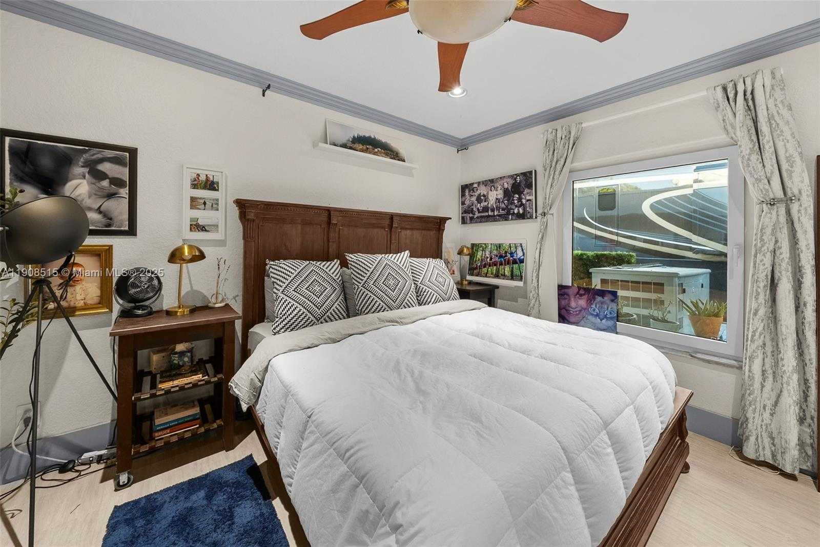 Small Image of 11135 SOUTH WEST 57TH CT, Cooper City Number 25