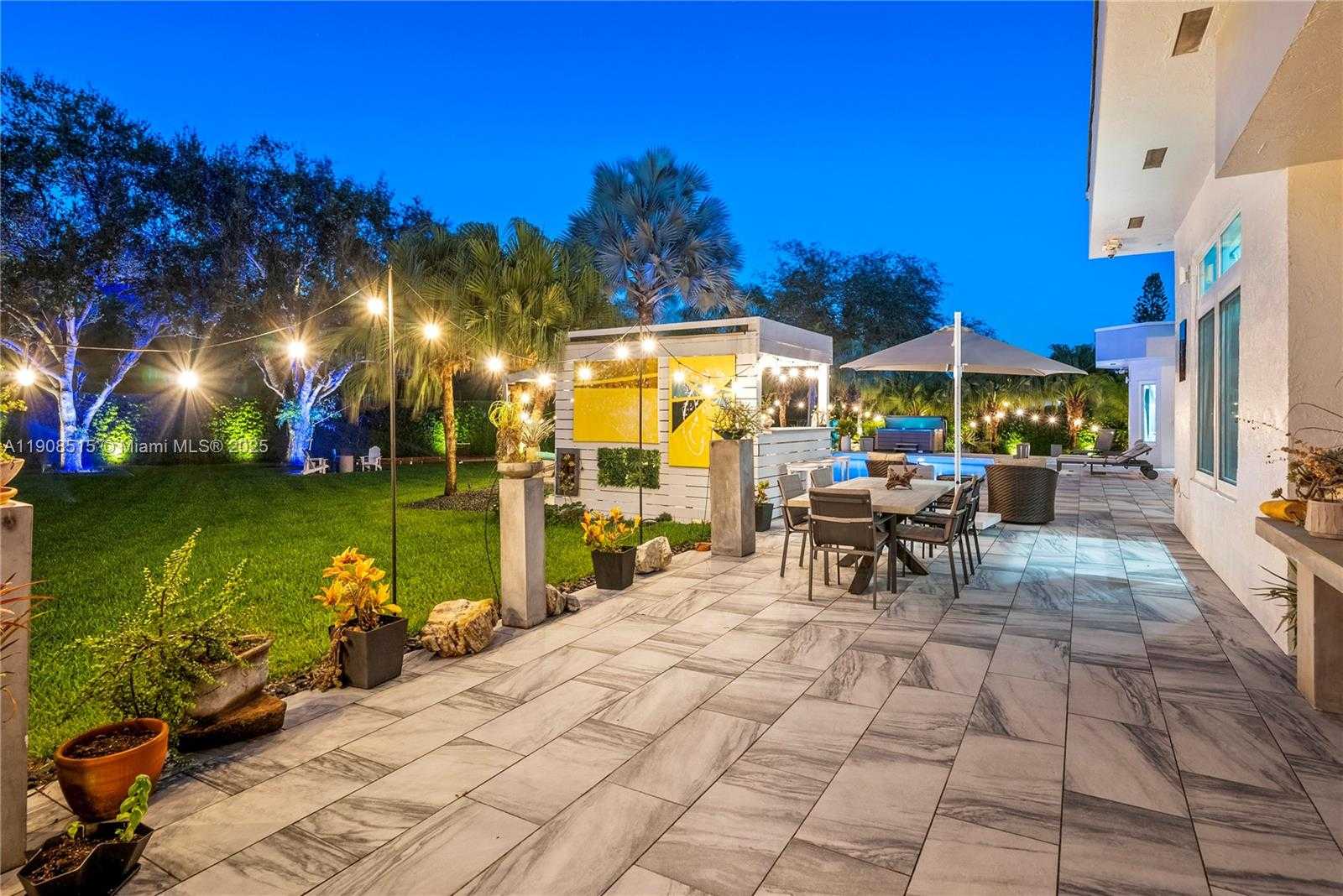 Small Image of 11135 SOUTH WEST 57TH CT, Cooper City Number 32