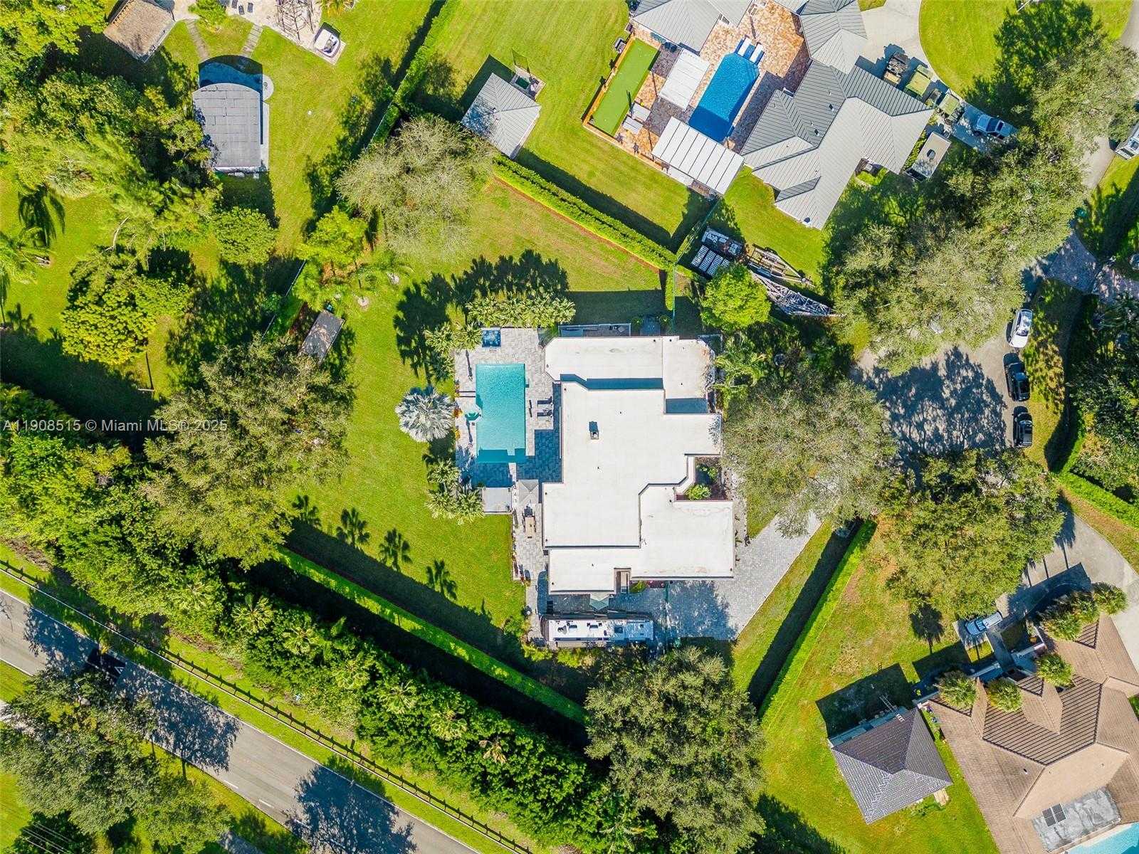 Small Image of 11135 SOUTH WEST 57TH CT, Cooper City Number 39