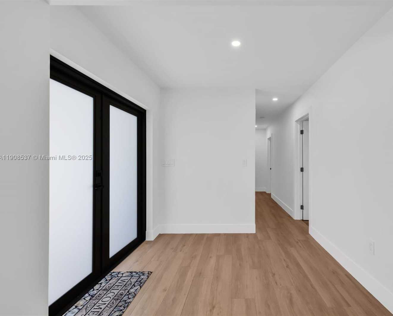 Small Image of 1460 CAMPAMENTO AVE, Coral Gables Number 10