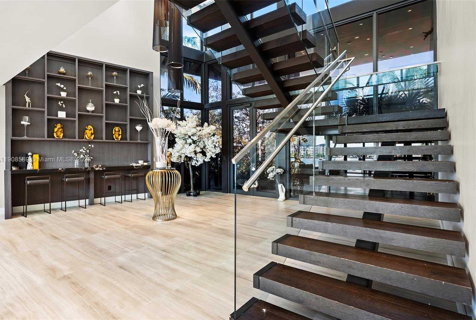 Small Image of 16470 NORTH EAST 30TH AVE, North Miami Beach Number 25