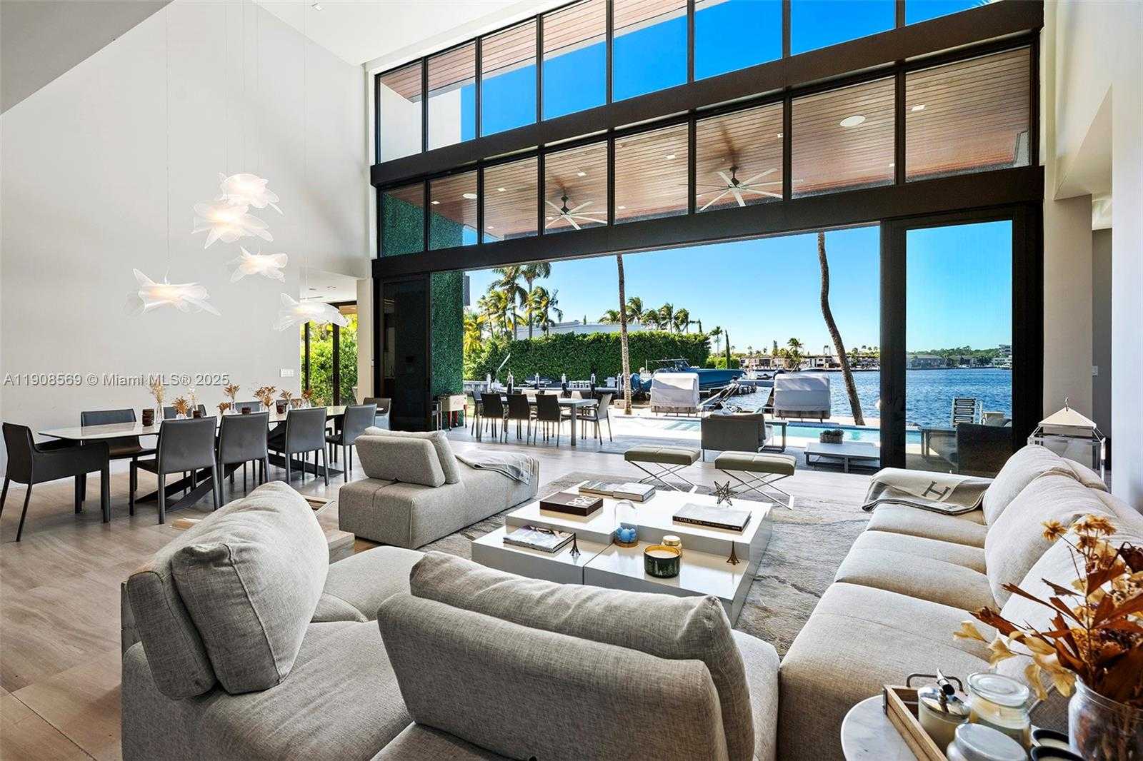 Small Image of 16470 NORTH EAST 30TH AVE, North Miami Beach Number 30