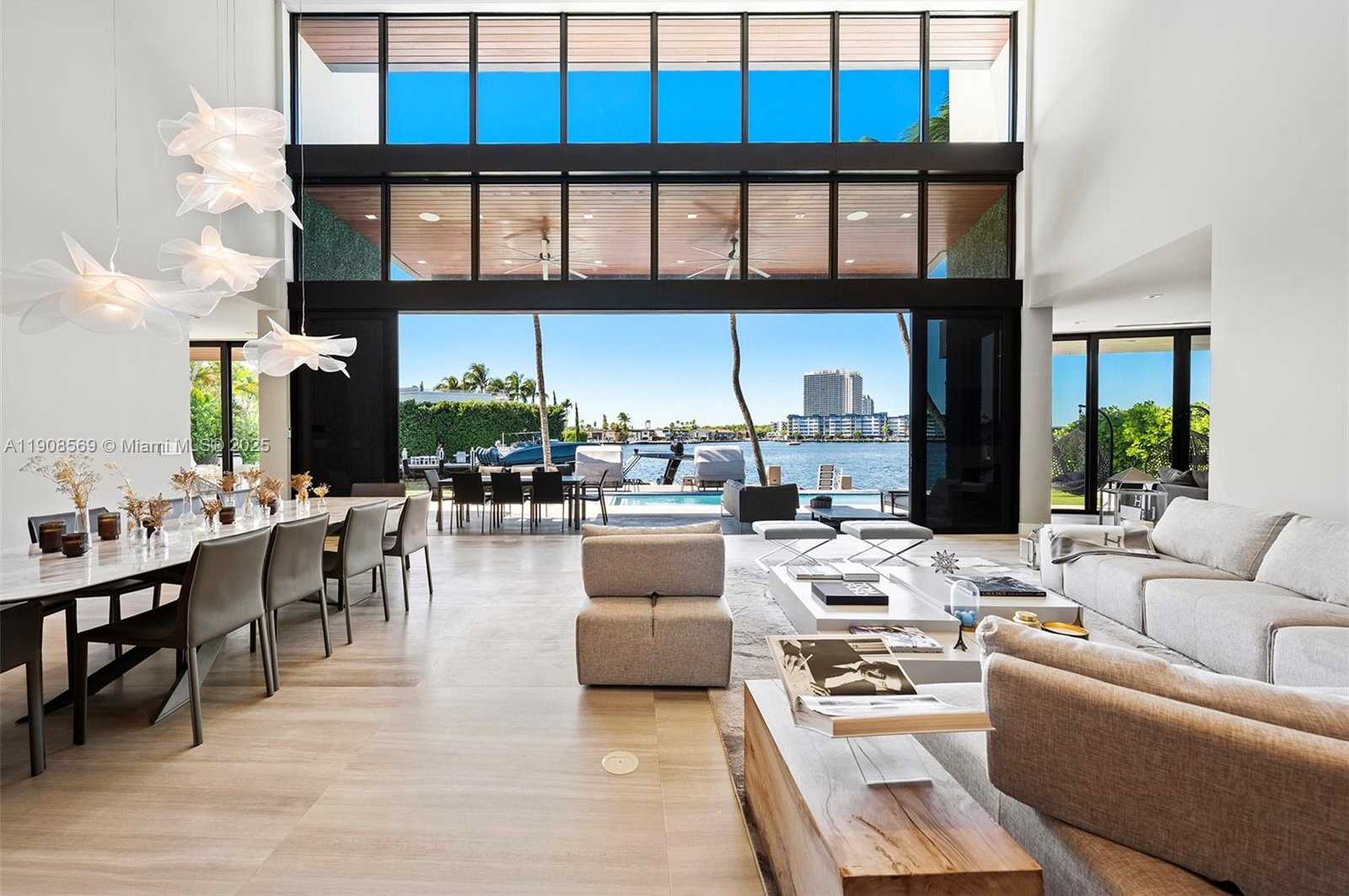 Small Image of 16470 NORTH EAST 30TH AVE, North Miami Beach Number 31