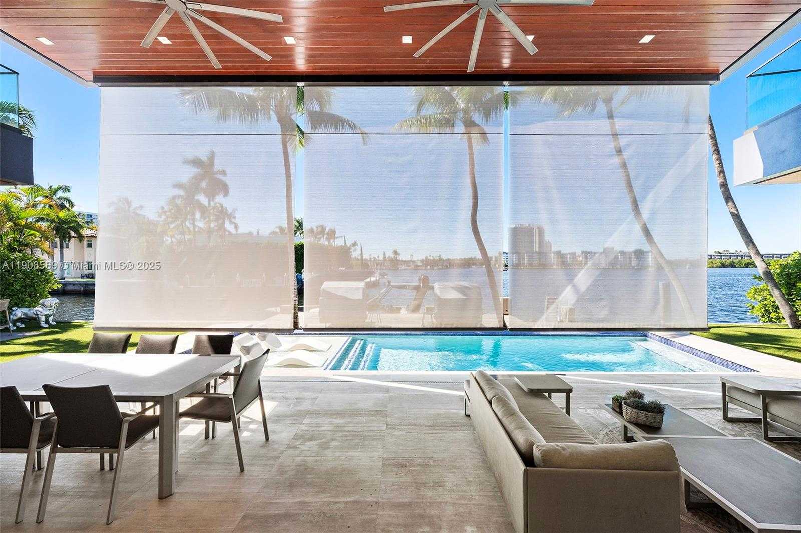 Small Image of 16470 NORTH EAST 30TH AVE, North Miami Beach Number 34