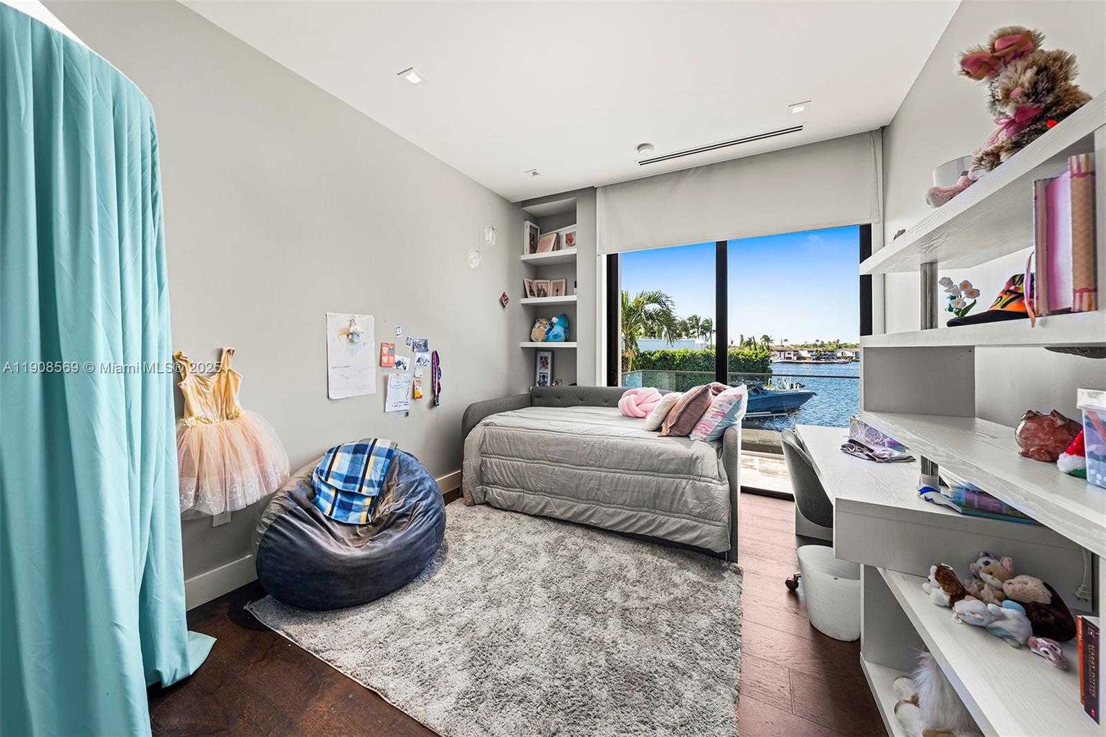 Small Image of 16470 NORTH EAST 30TH AVE, North Miami Beach Number 73