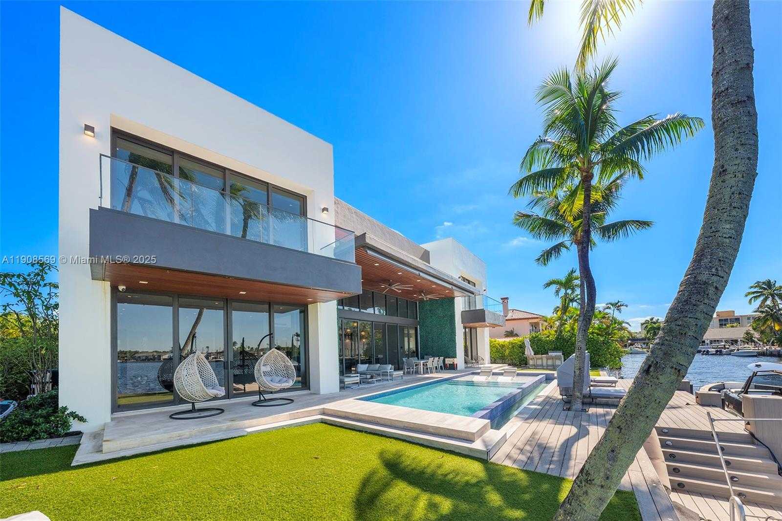 Small Image of 16470 NORTH EAST 30TH AVE, North Miami Beach Number 85