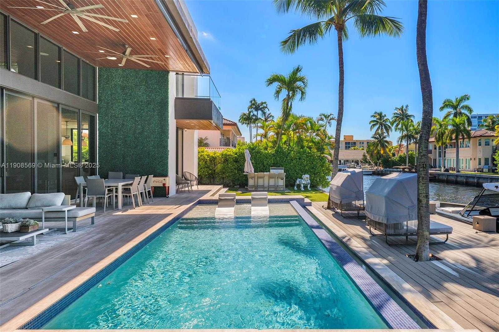 Small Image of 16470 NORTH EAST 30TH AVE, North Miami Beach Number 86