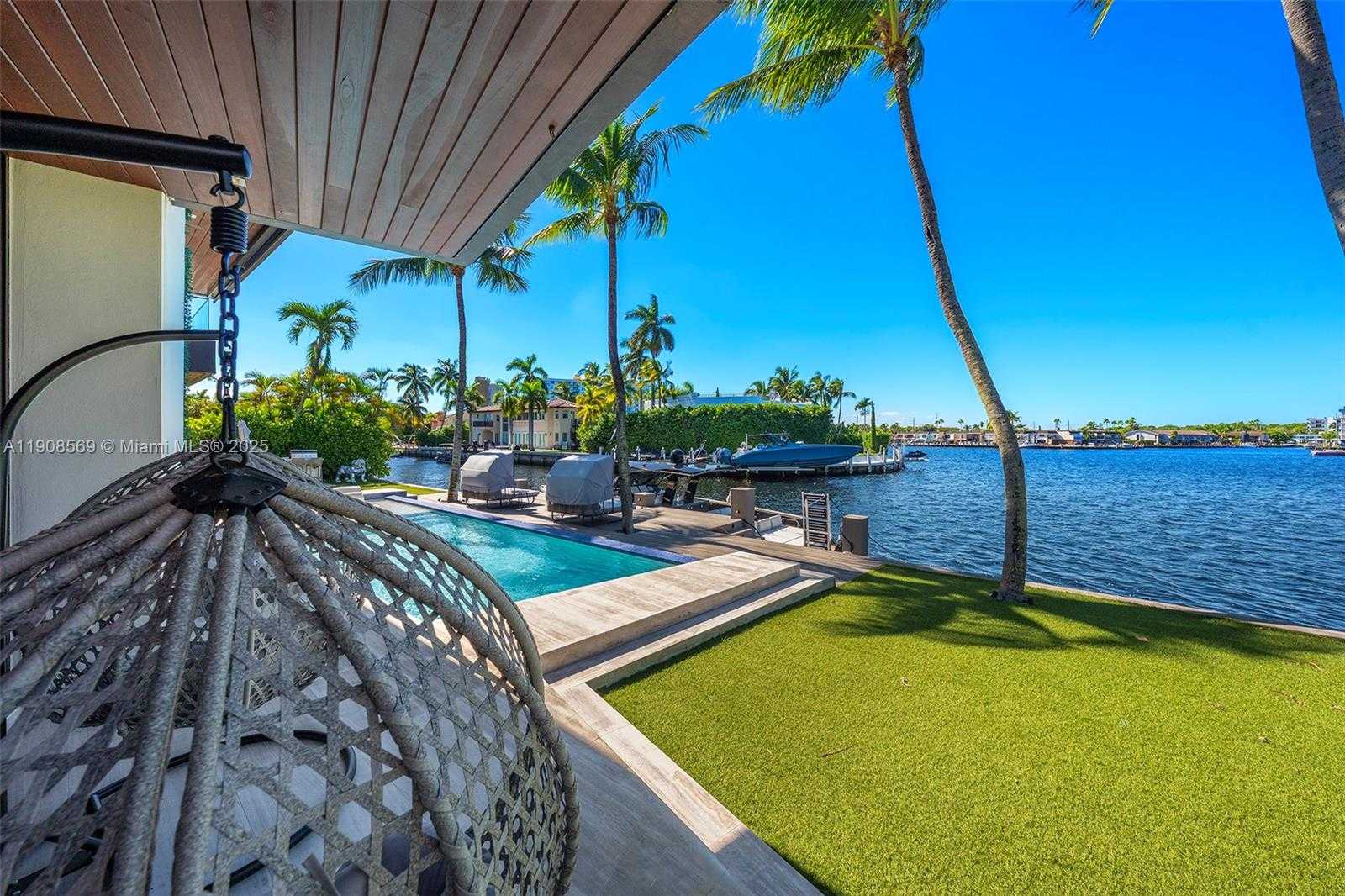 Small Image of 16470 NORTH EAST 30TH AVE, North Miami Beach Number 87