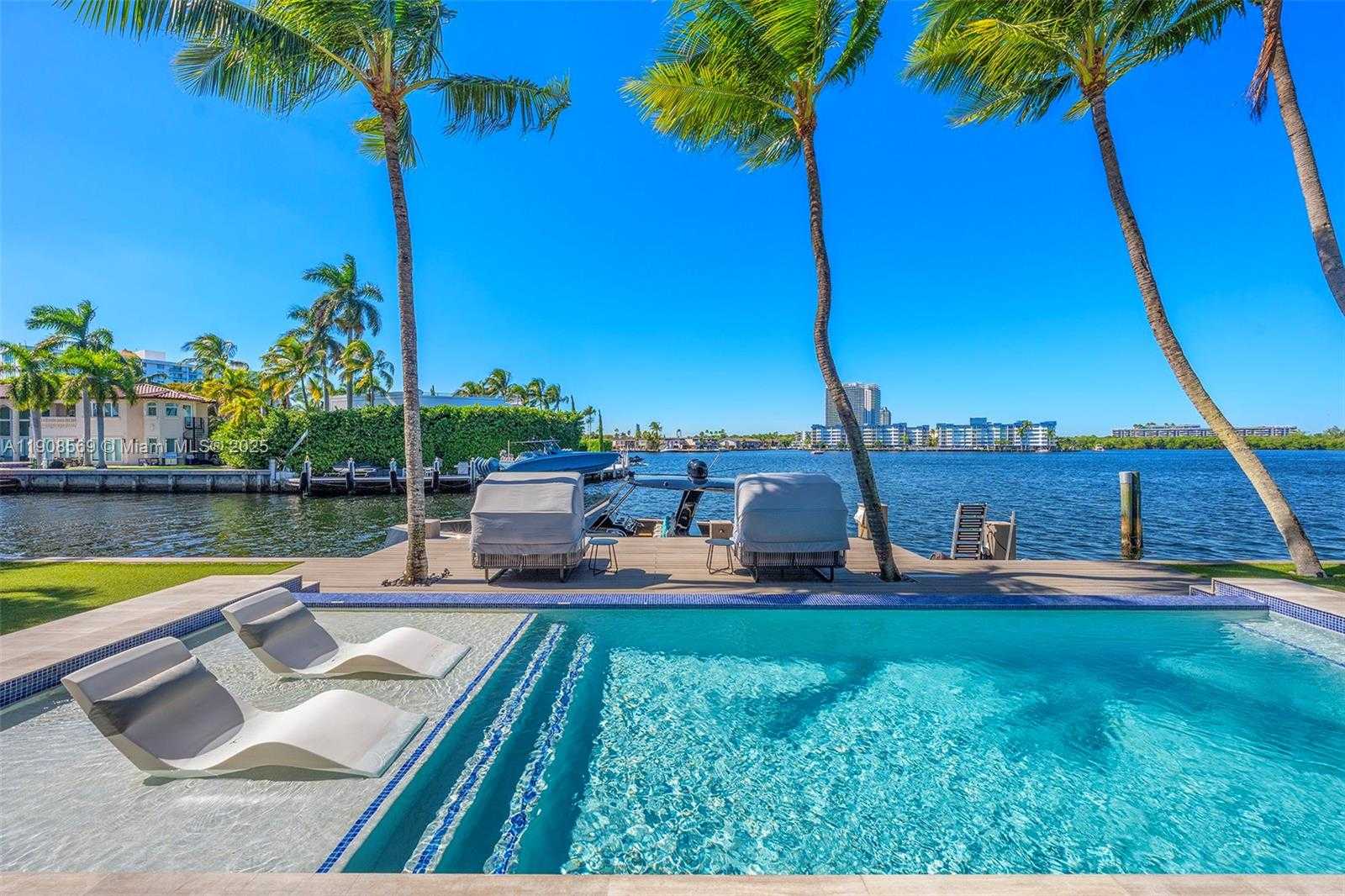 Small Image of 16470 NORTH EAST 30TH AVE, North Miami Beach Number 93