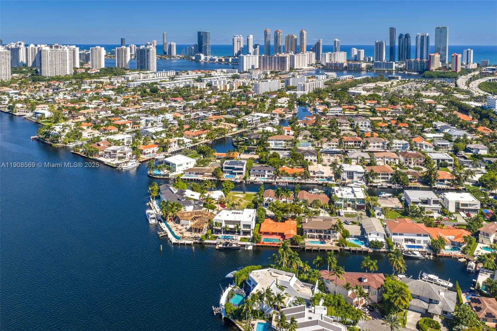 Small Image of 16470 NORTH EAST 30TH AVE, North Miami Beach Number 95