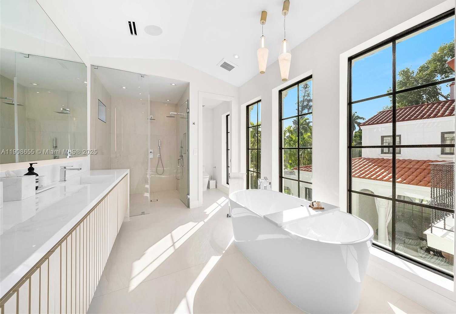 Small Image of 601 NORTH EAST 56TH ST, Miami Number 35