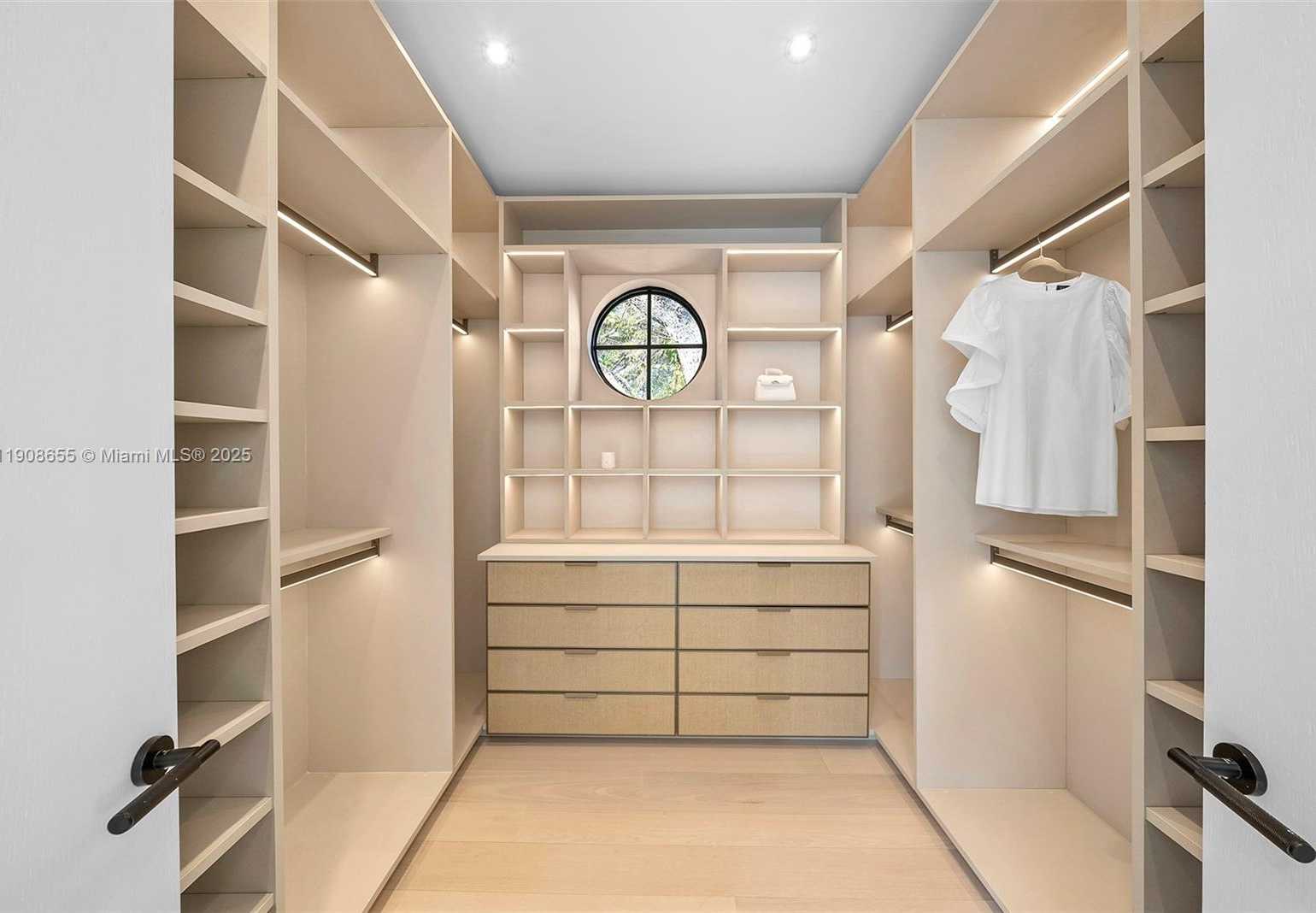 Small Image of 601 NORTH EAST 56TH ST, Miami Number 38